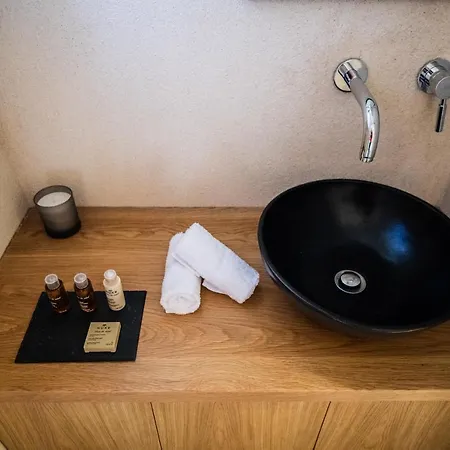 κorona Boutique 3* East Mani