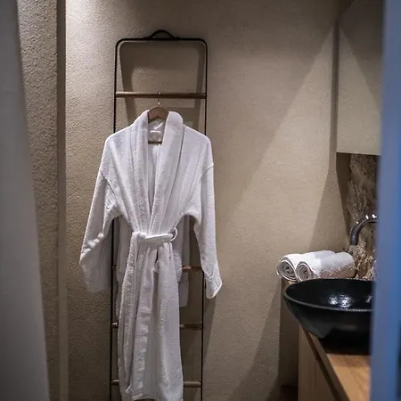 κorona Boutique 3* East Mani